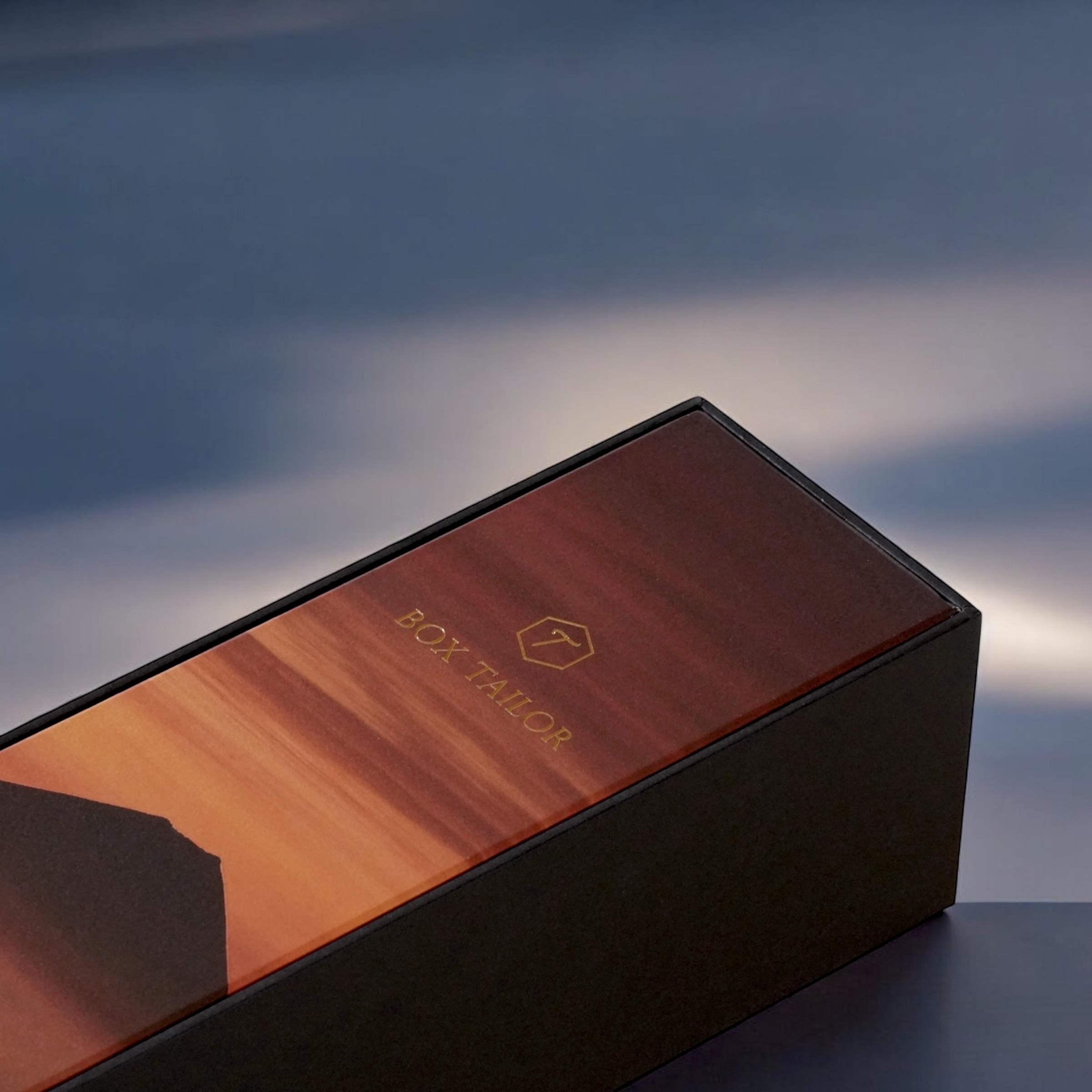 佐賀ダンボール商会_お酒_日本酒_ウイスキー_ワイン_焼酎_貼り箱_パッケージ