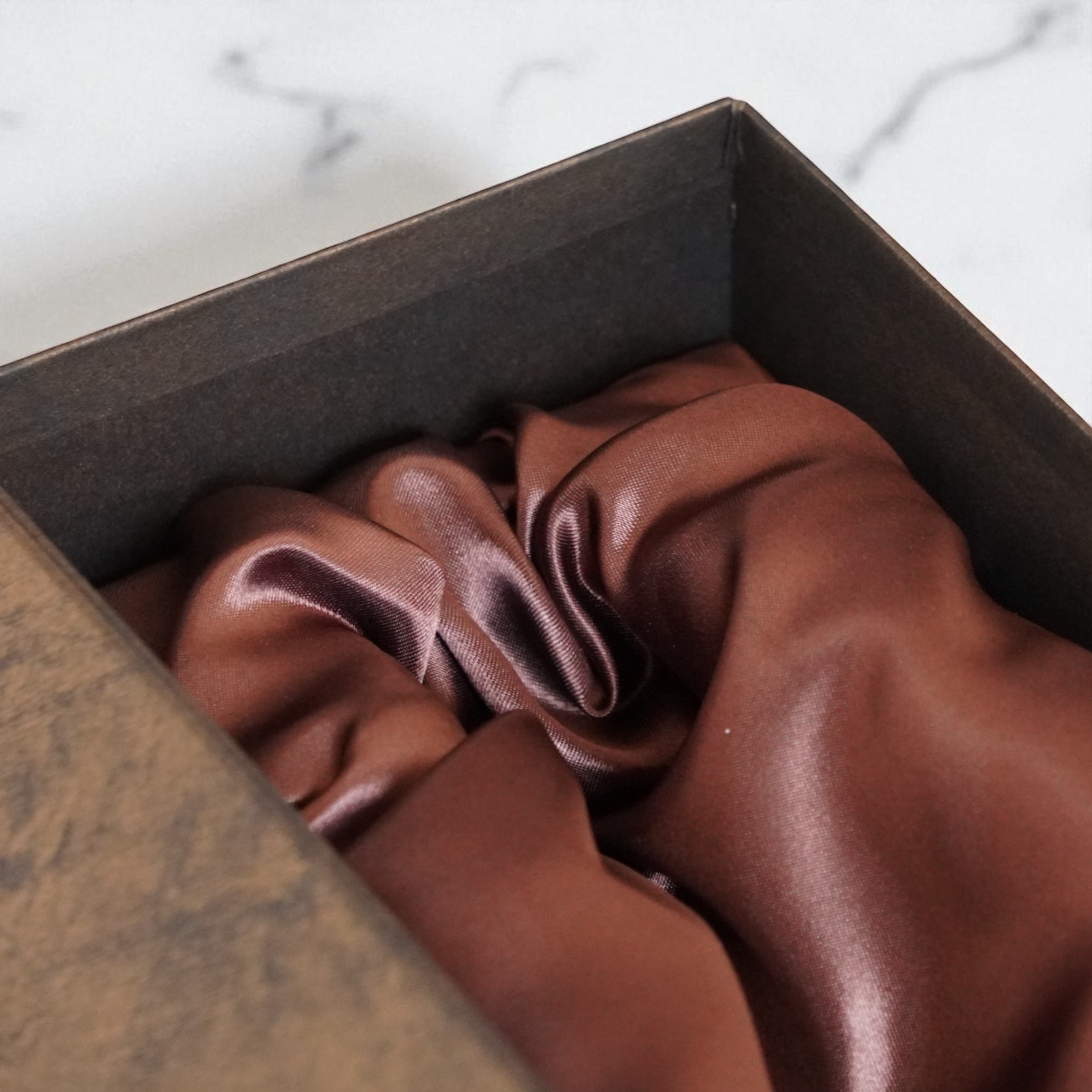 佐賀ダンボール商会_お酒_日本酒_ウイスキー_ワイン_焼酎_桐材_貼り箱_パッケージ