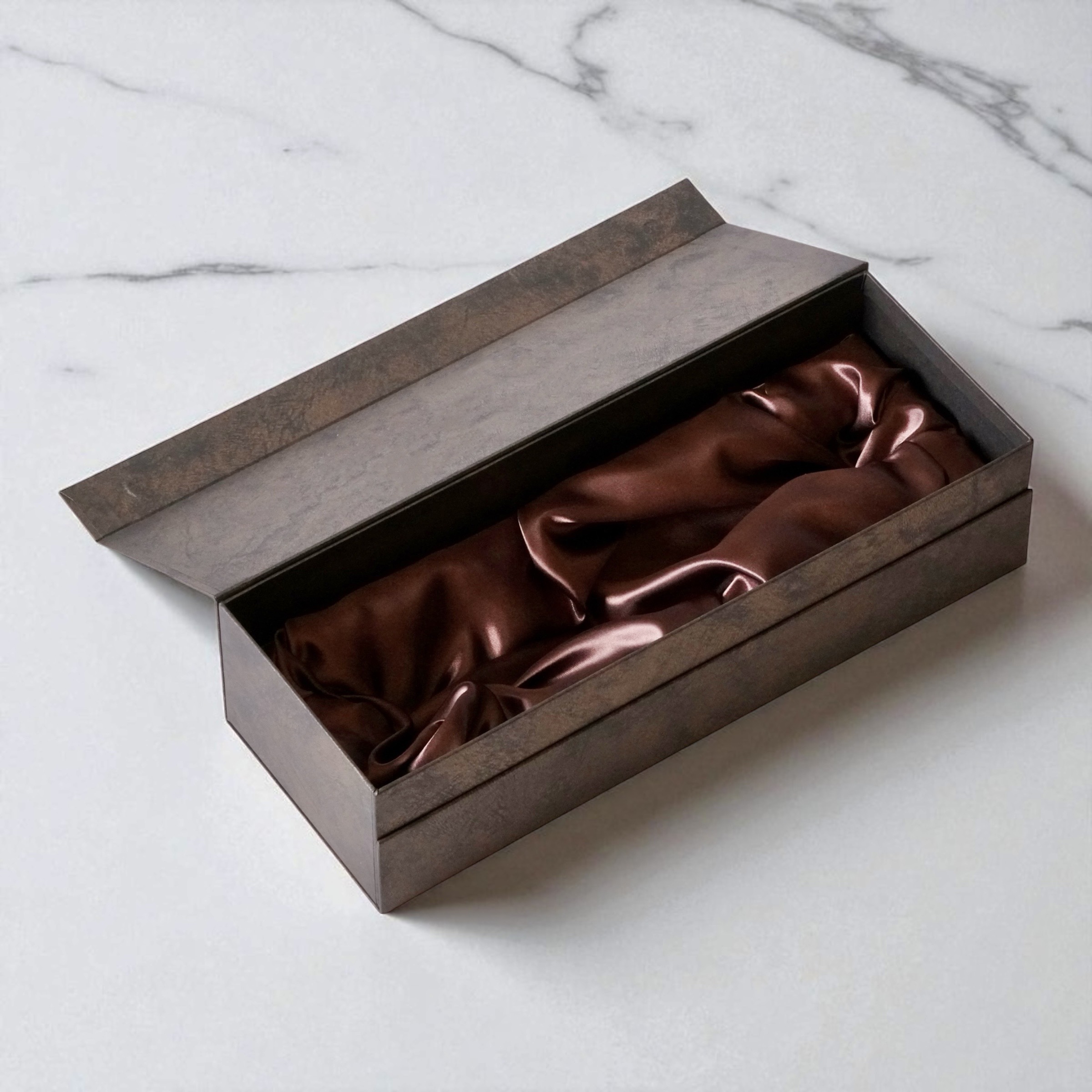 佐賀ダンボール商会_お酒_日本酒_ウイスキー_ワイン_焼酎_桐材_貼り箱_パッケージ