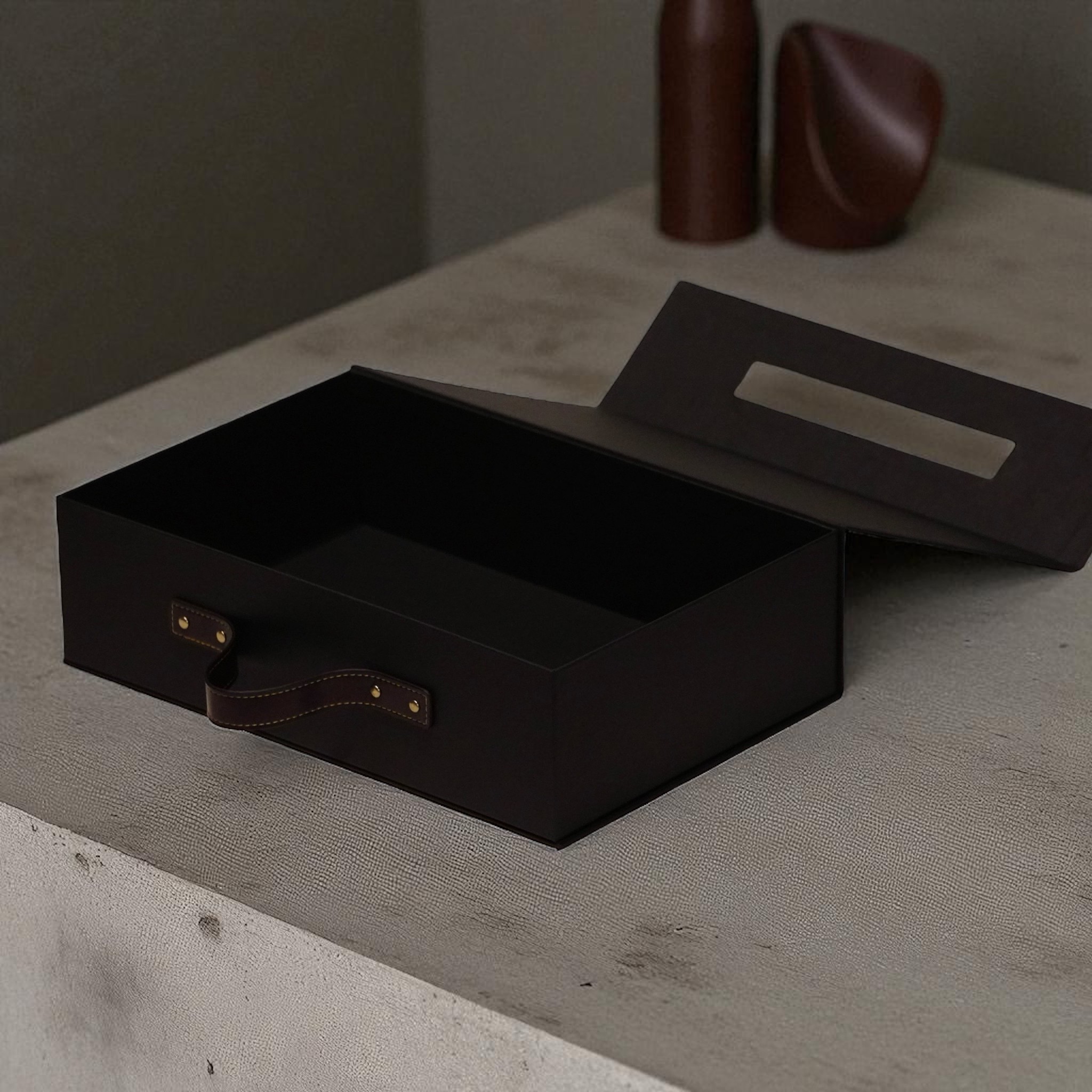 佐賀ダンボール商会_お酒_日本酒_ウイスキー_ワイン_焼酎_合皮_金具_貼り箱_パッケージ